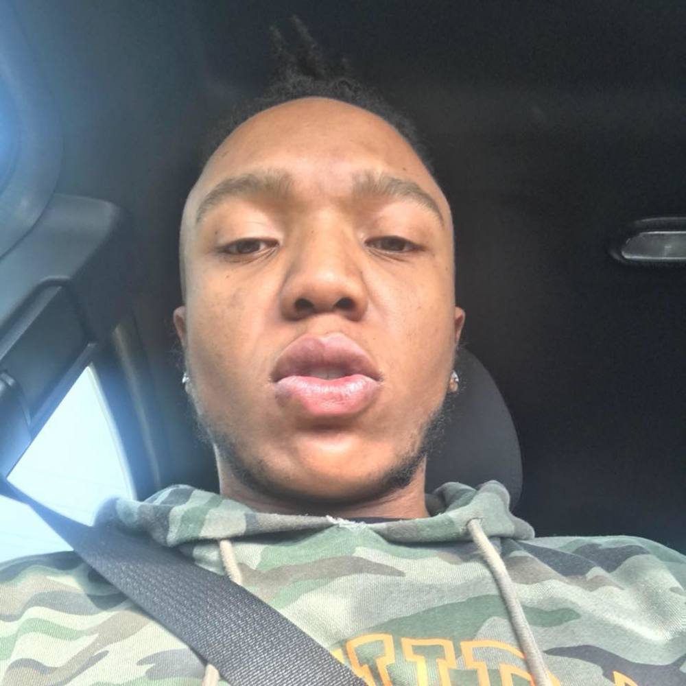 Meet your Posher, Nicky